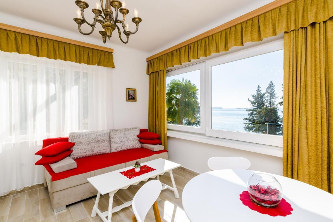 Guest House Villa Nina Mlini Extérieur photo